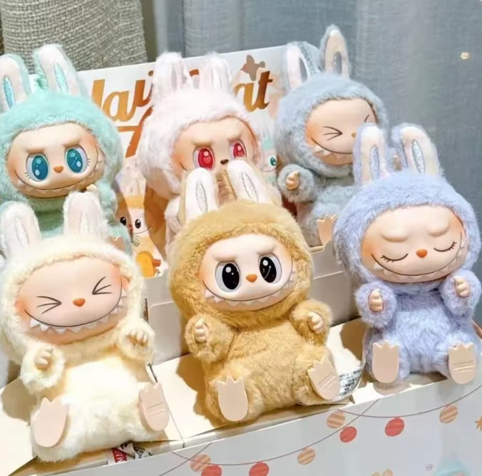 Labubu Have A Seat Series (1 Blind Box)