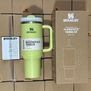 Stanley Quencher Bottle (40oz / 1.18L)