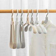 Easy Folding Hangers (Set of 4)