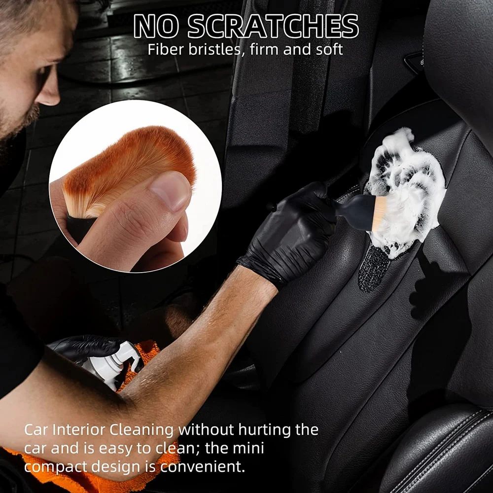 Compact Detailing Brush